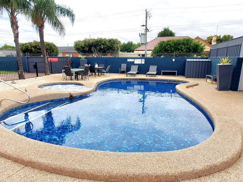 Addison Motor Inn - Accommodation Sunshine Coast 2