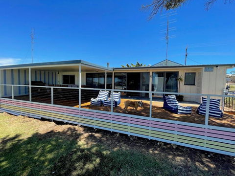 Ahoy Point Turton - Accommodation Sunshine Coast 0
