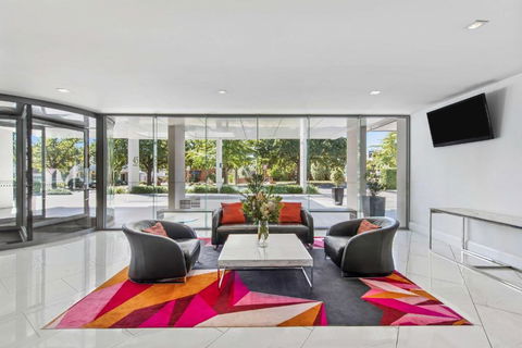 Adina Serviced Apartments Canberra Dickson - Accommodation Sunshine Coast 1