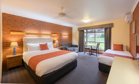 AAt 28 Goldsmith Motel - Accommodation Sunshine Coast 2
