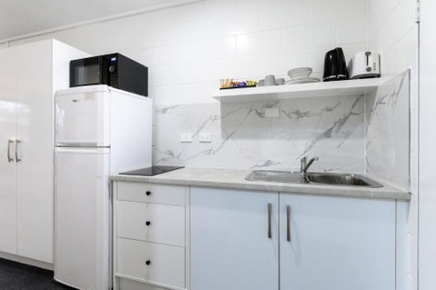 Aaron Motel - Accommodation Sunshine Coast 4
