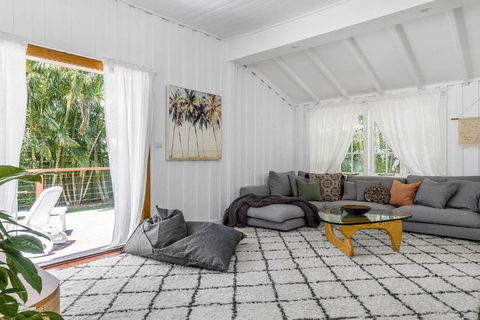 A Perfect Stay - San Juan Surfers Cottage - Accommodation Sunshine Coast 2