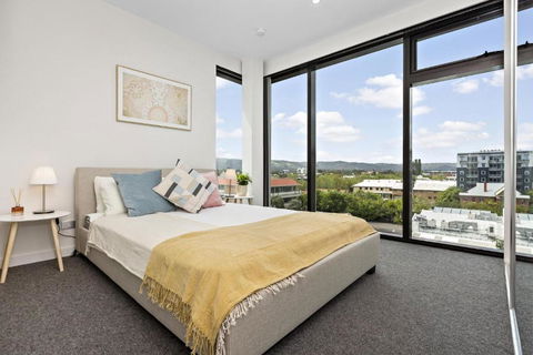 Ambrosia - East End Hillside Haven - Accommodation Sunshine Coast 0