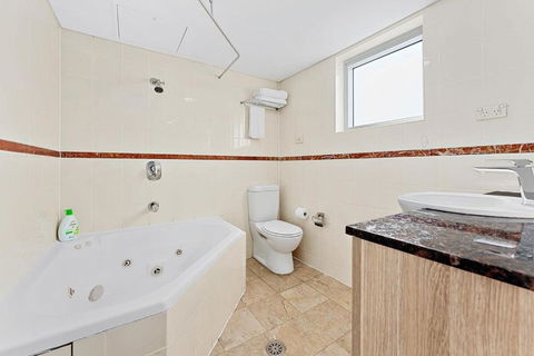 AirCabin - Sydney CBD - Best Location -1 Bed Apt - Accommodation Sunshine Coast 4