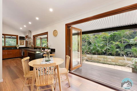 Aircabin - Warrawee - Sydney - 5 Beds House - Accommodation Sunshine Coast 3