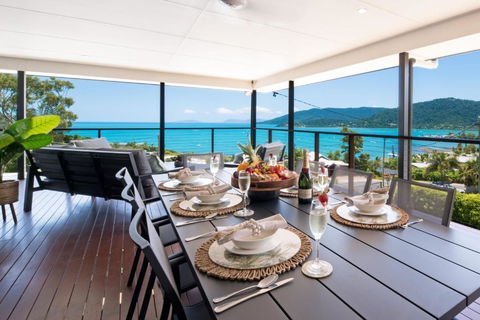 Airlie Oasis - Accommodation Sunshine Coast 0