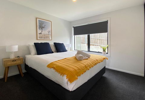 Albatross Rise - Modern Family Home - Accommodation Sunshine Coast 0