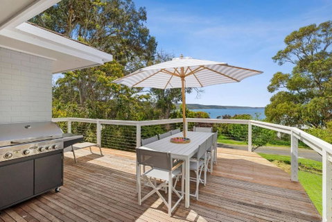Albys At Lorne - Accommodation Sunshine Coast 2