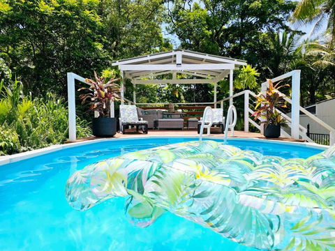 Alena Star House, Eco Retreat With Pool, Prime Position - Accommodation Sunshine Coast 1
