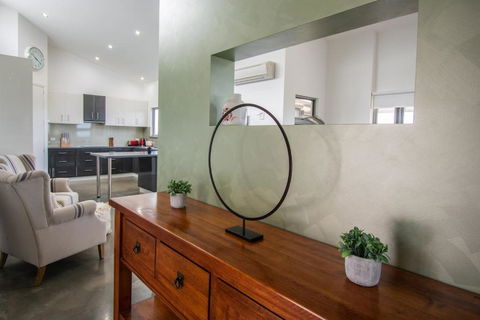 Alfra 23 - Accommodation Sunshine Coast 1
