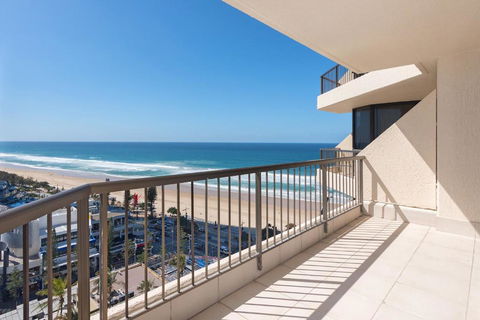 Allunga Stunning Beach Side Apartment - Accommodation Sunshine Coast 4