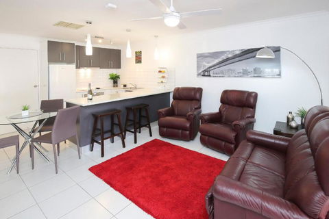 Allure Apartments - Central - Accommodation Sunshine Coast 0