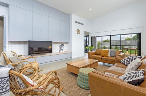 Allure - Accommodation Sunshine Coast 2
