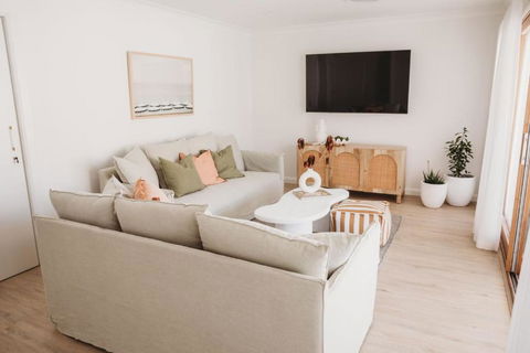 Alma At Shoal Bay - Accommodation Sunshine Coast 3