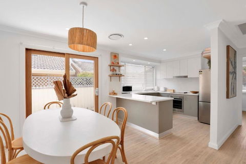 Alma At Shoal Bay - Accommodation Sunshine Coast 2