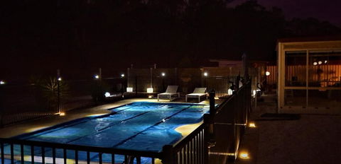 Alma Retreat, King Bed, Family, Pet Friendly - Accommodation Sunshine Coast 2