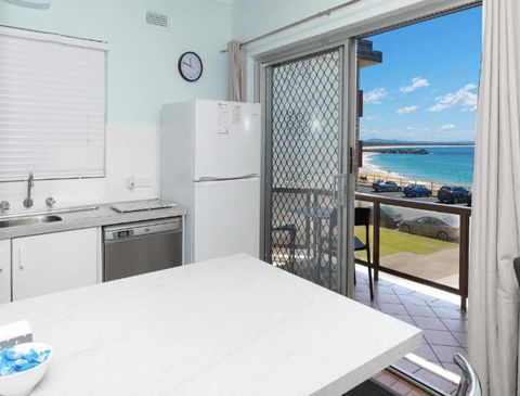 Aloha Beachside - Accommodation Sunshine Coast 0