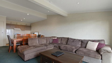Alpine Heights 08 - Accommodation Sunshine Coast 2