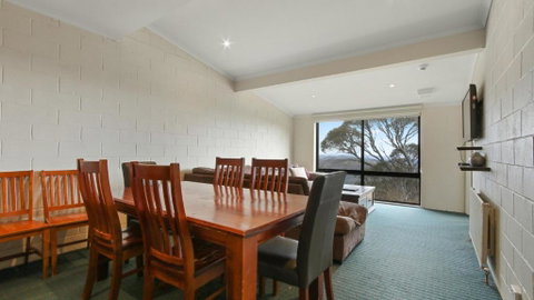 Alpine Heights 08 - Accommodation Sunshine Coast 0