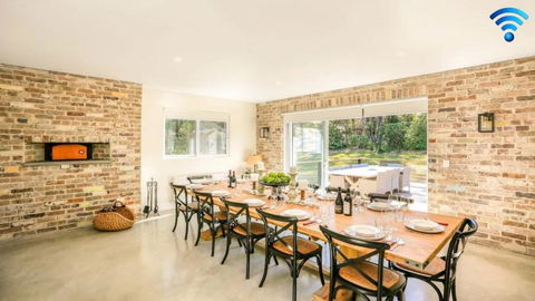 Amaroo - Accommodation Sunshine Coast 0