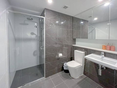 Amazing 2 Bedroom In CBD! - Accommodation Sunshine Coast 1