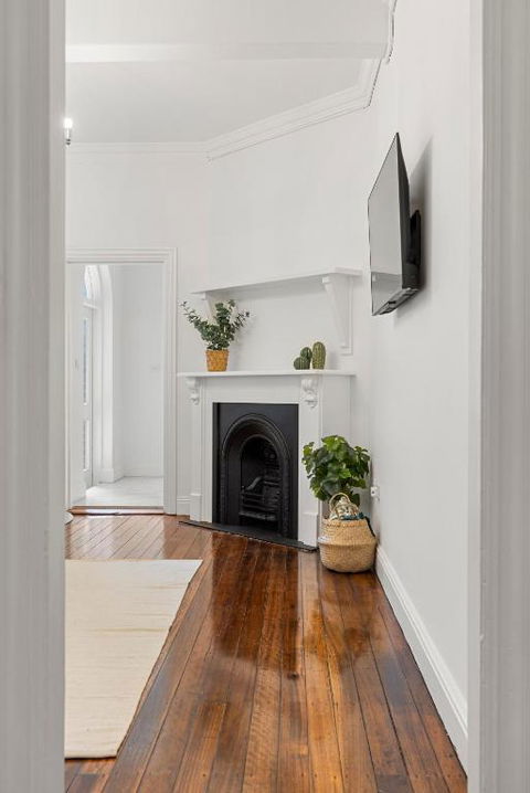 Amazing 2BR Apartment Near Barangaroo - Accommodation Sunshine Coast 4