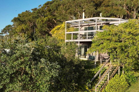 Amazing Views At Hyams Beach - Accommodation Sunshine Coast 0