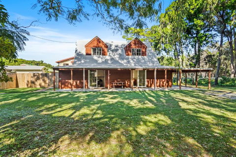 Amity Oasis - Accommodation Sunshine Coast 0