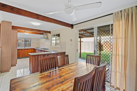 Amity Oasis - Accommodation Sunshine Coast 2