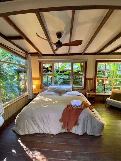 Ananda Eco House - Eco Rainforest Retreat - Accommodation Sunshine Coast 4