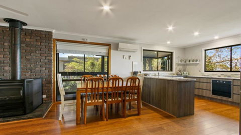 Anchored On Capes - Accommodation Sunshine Coast 3