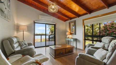 Anchored On Capes - Accommodation Sunshine Coast 0