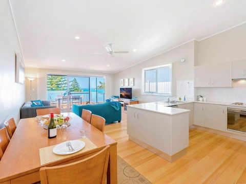 Angourie Blue 4 - Accommodation Sunshine Coast 2