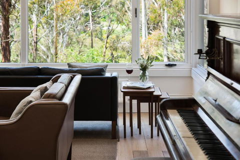Annecy House - Accommodation Sunshine Coast 0