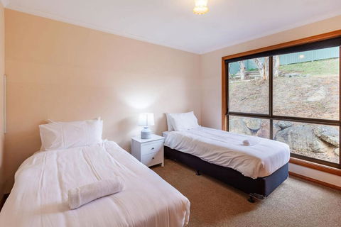 Alpine Activity Centre - Accommodation Sunshine Coast 4