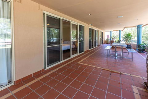 Apartment 1, 9 River Lane, Mannum - Accommodation Sunshine Coast 2