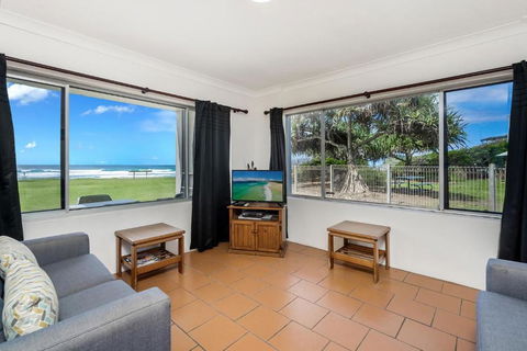 Apartment 4B - Accommodation Sunshine Coast 2