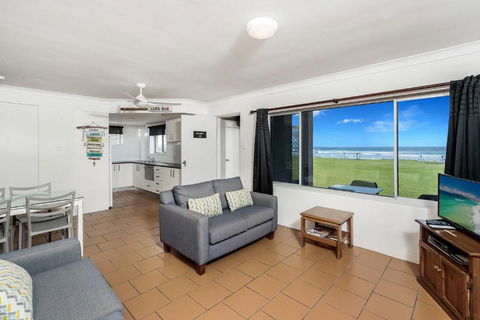 Apartment 4B - Accommodation Sunshine Coast 3