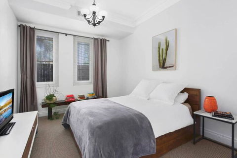 Apartment On Balmoral Beach Hill - Accommodation Sunshine Coast 0
