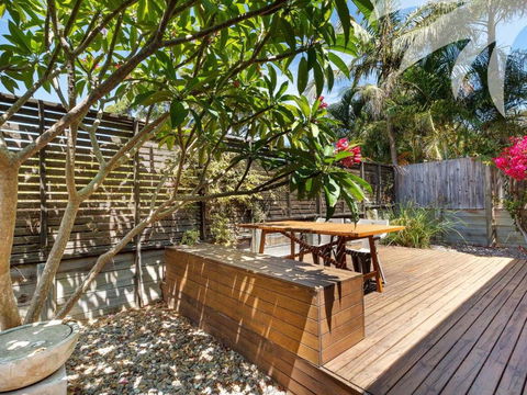 Aqua Apartment 2 - Accommodation Sunshine Coast 1