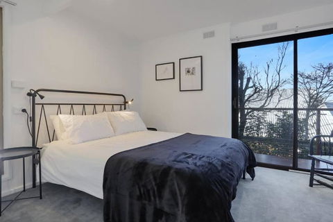 Aqua La Vista - 4 Bedroom Pet Friendly House - Accommodation Sunshine Coast 2