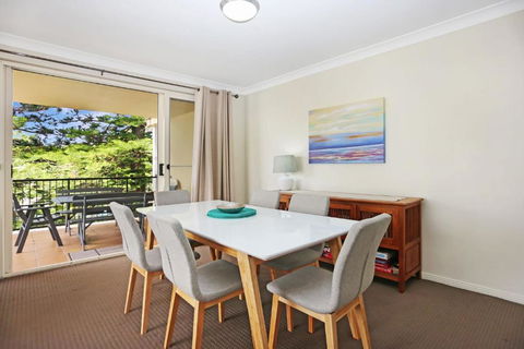 Aquarius Apartment 4 - Accommodation Sunshine Coast 2