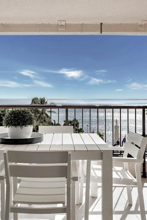 Aquarius Luxury Apartment - Accommodation Sunshine Coast 0