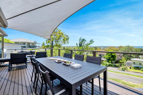 Aquavista Beach, Lake, Sun, And Sand - Accommodation Sunshine Coast 0