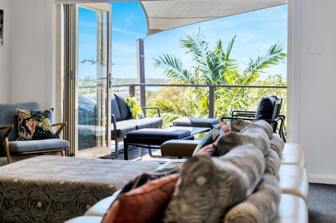 Aquavista Beach, Lake, Sun, And Sand - Accommodation Sunshine Coast 3