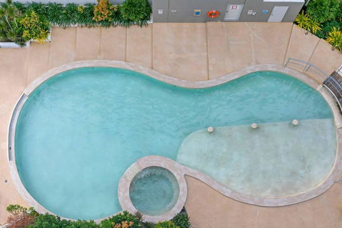 Arafura Suites - Dual-Studio Resort-style Getaway - Accommodation Sunshine Coast 1