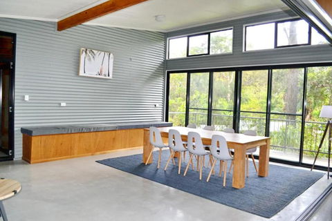 Aranakie- 7 Grey Street Arakoon - Full Linen Provided - Accommodation Sunshine Coast 4