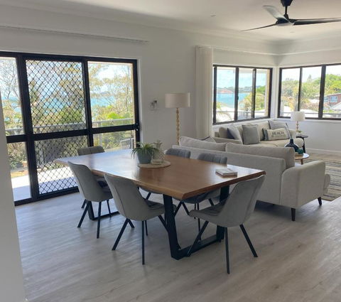 ARay At Cooee Bay - Apt A - Beach House Yeppoon - Accommodation Sunshine Coast 2