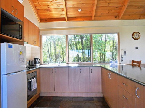 Archies Beachside Abode - Accommodation Sunshine Coast 4
