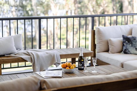 Aria Shores - Your Lakeside Haven - Accommodation Sunshine Coast 3